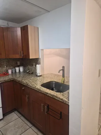 $2,000 | 3252 Foxcroft Road, Unit 113, Miramar, FL 33025