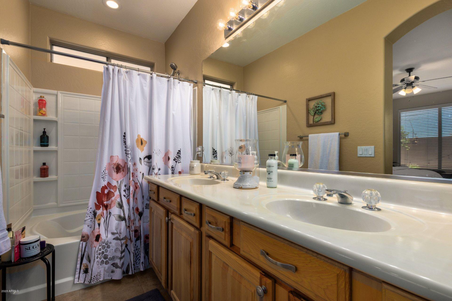 2501 West Florentine Road Phoenix, AZ 85086 - Photo 26 of 28 0022-Florentine (20)