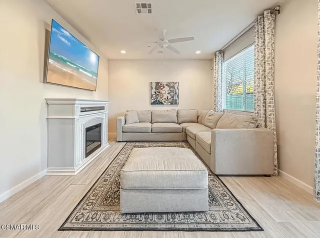 $3,950 | 2035 Pump House Lane, Santa Paula, CA 93060