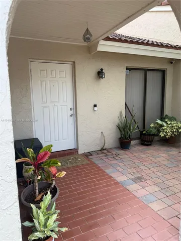 $425,000 | 17048 Northwest 66th Court, Hialeah, FL 33015