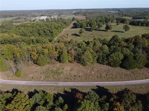 $23,500 | Lot 6 Fraction Point Drive, Warsaw, MO 65355
