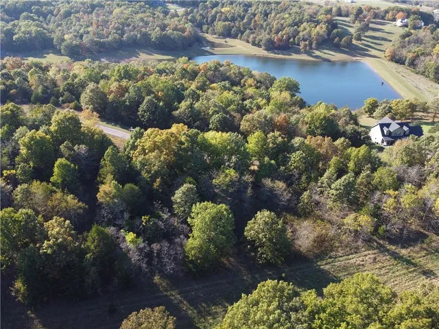 $23,500 | Lot 6 Fraction Point Drive, Warsaw, MO 65355