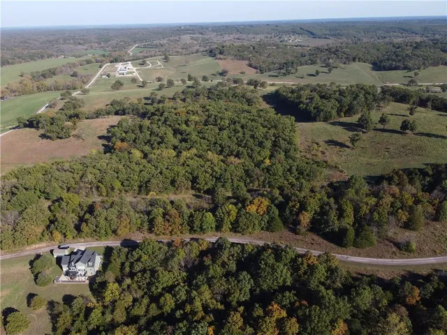 $23,500 | Lot 6 Fraction Point Drive, Warsaw, MO 65355