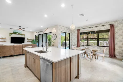 $900,000 | 7296 Estero Drive, Lake Worth, FL 33463