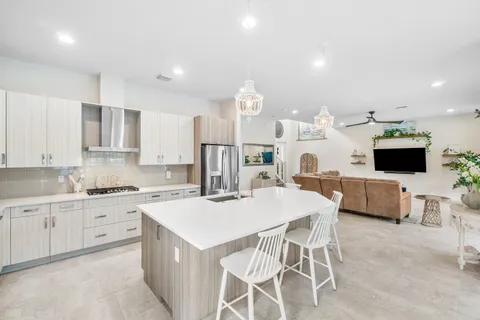 $900,000 | 7296 Estero Drive, Lake Worth, FL 33463