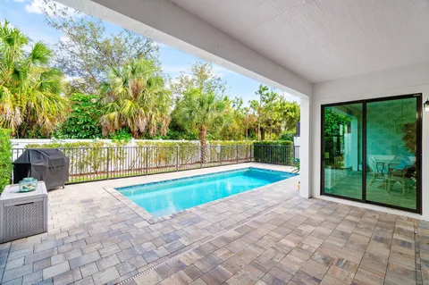 $900,000 | 7296 Estero Drive, Lake Worth, FL 33463
