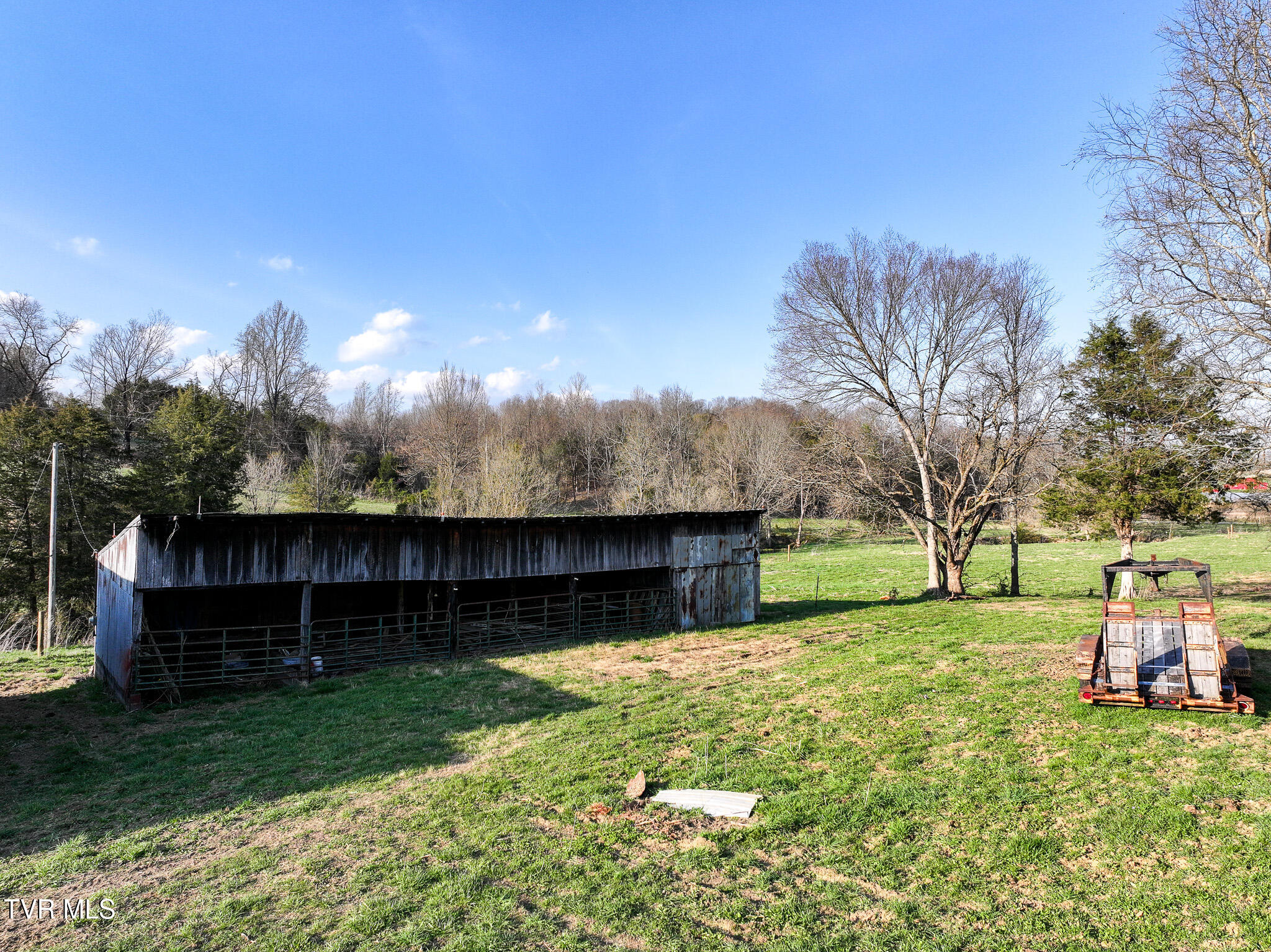 465 Clear Creek Road Chuckey, TN 37641 - Photo 18 of 46 DJI_20260326170333_0299_D