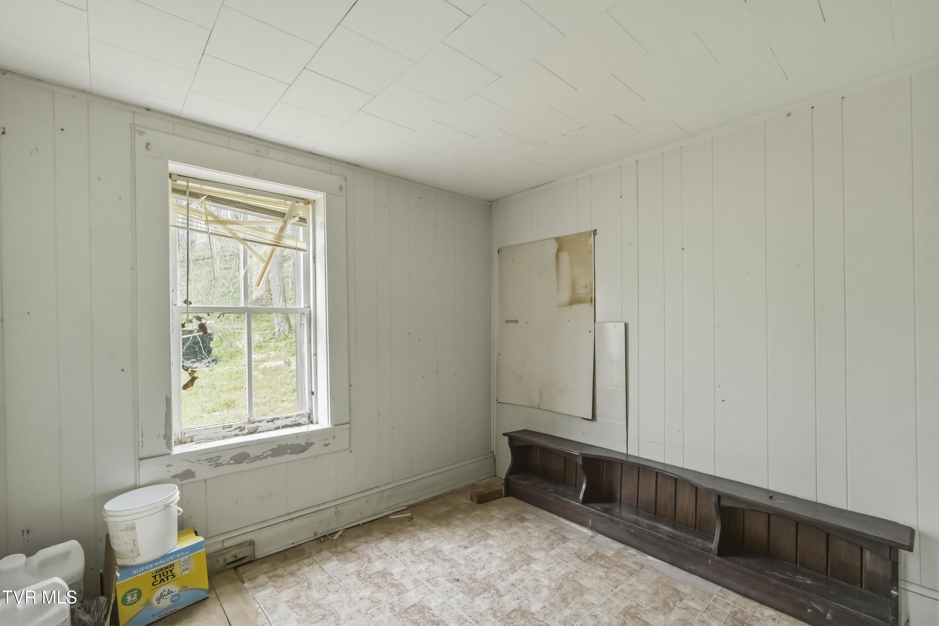 465 Clear Creek Road Chuckey, TN 37641 - Photo 33 of 46 DSC05471 (1)