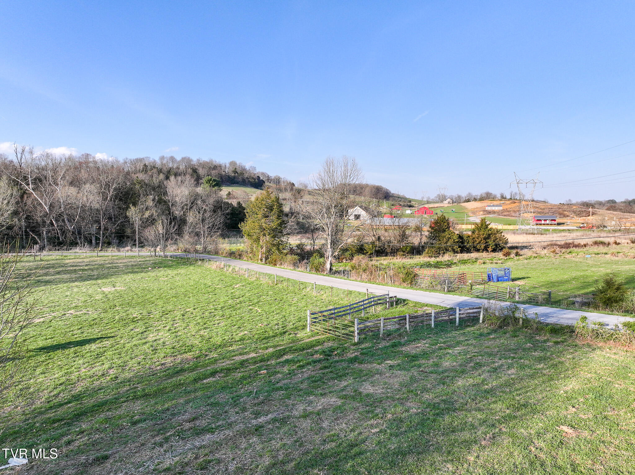 465 Clear Creek Road Chuckey, TN 37641 - Photo 7 of 46 DJI_20260326171237_0339_D-2-Edit