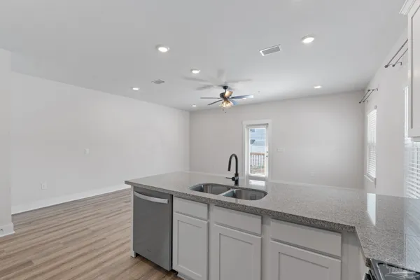 $1,850 | 9483 Nature Crk Circle, Pensacola, FL 32526