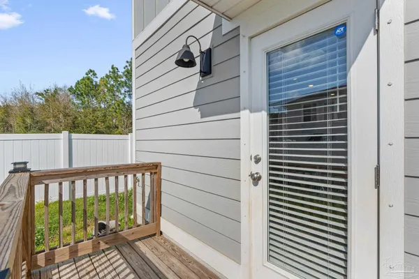 $1,850 | 9483 Nature Crk Circle, Pensacola, FL 32526