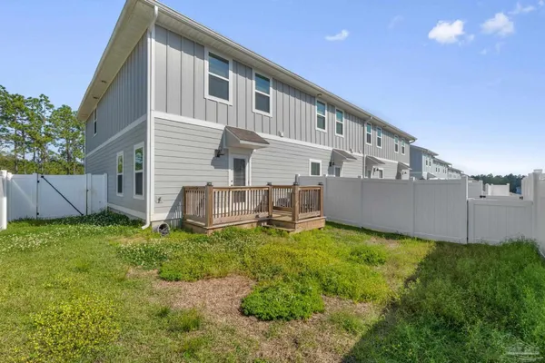 $1,850 | 9483 Nature Crk Circle, Pensacola, FL 32526