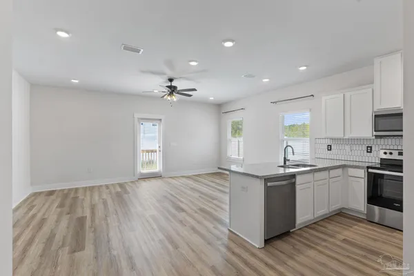 $1,850 | 9483 Nature Crk Circle, Pensacola, FL 32526