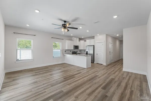 $1,850 | 9483 Nature Crk Circle, Pensacola, FL 32526