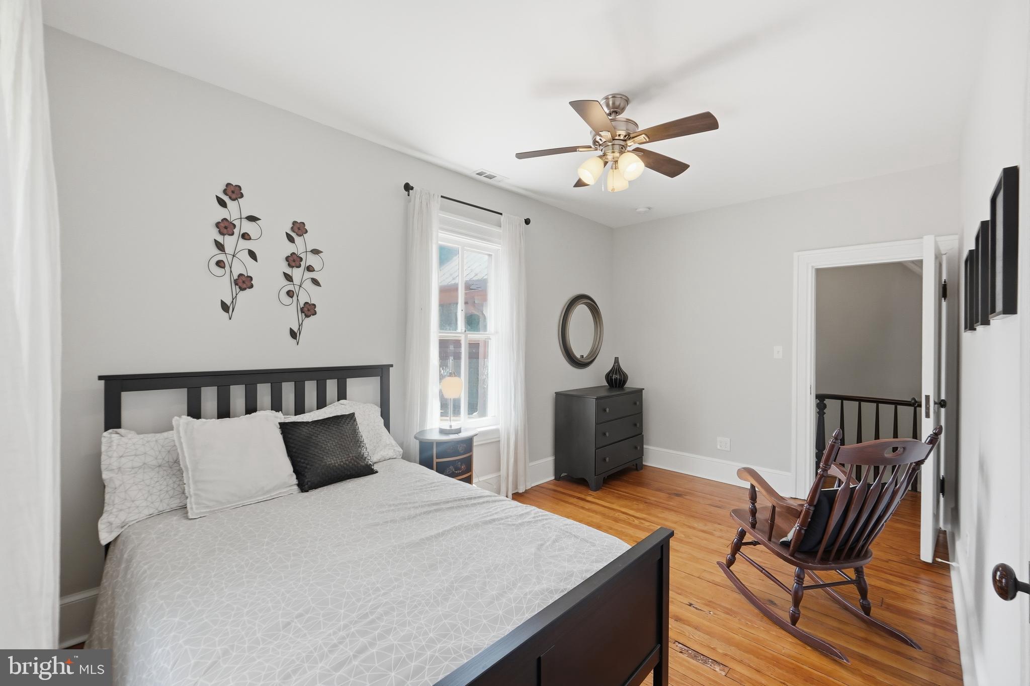 15715 Avery Road Rockville, MD 20855 - Photo 55 of 116 3rd Bedroom