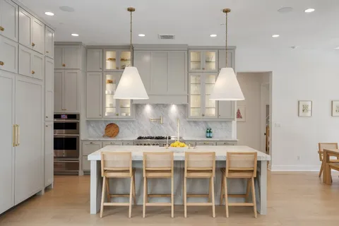 $2,600,000 | 7516 Davenport Divide Road, Austin, TX 78738