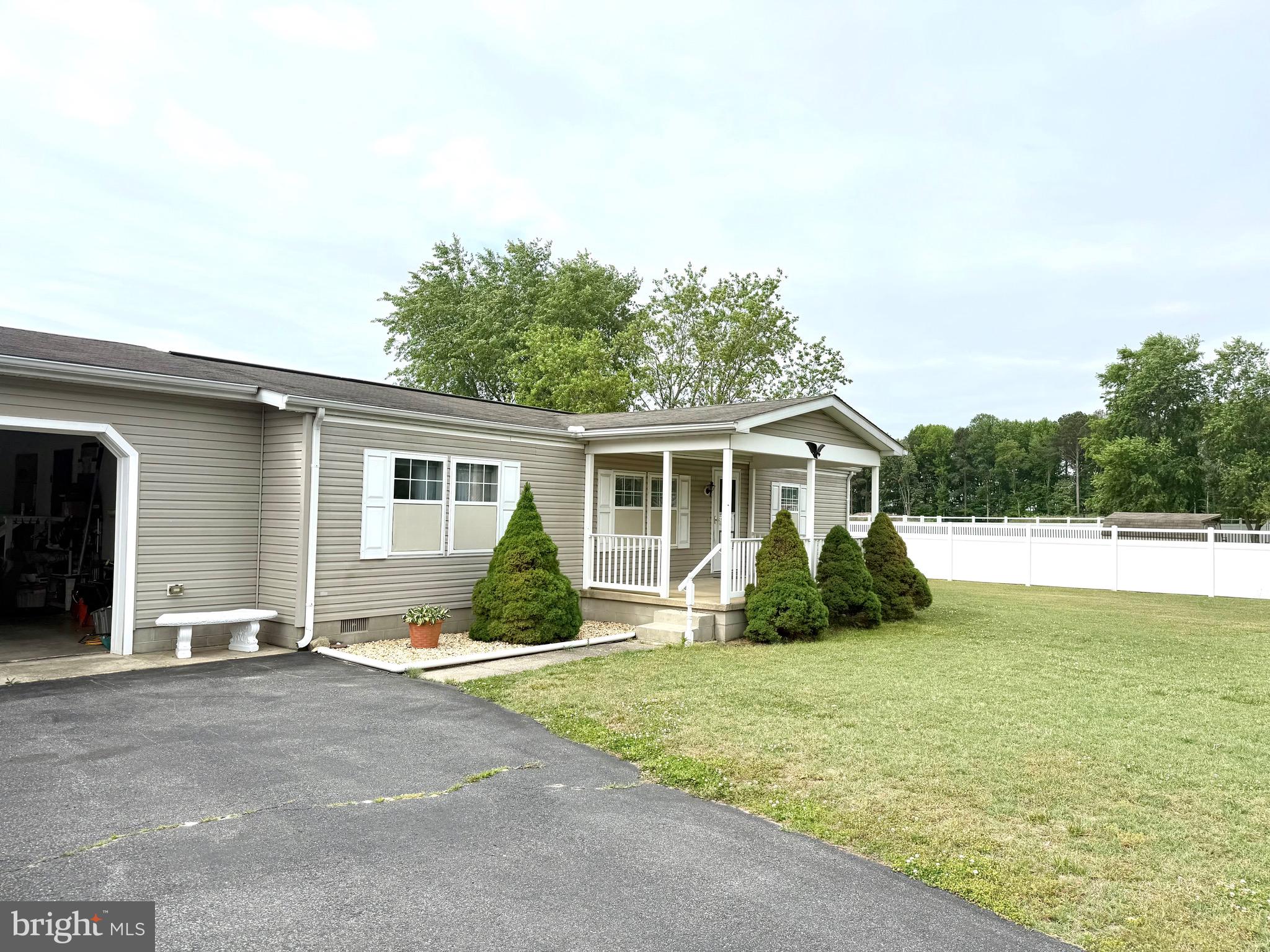 2196 Andrews Lake Road Felton, DE 19943 - Photo 2 of 11