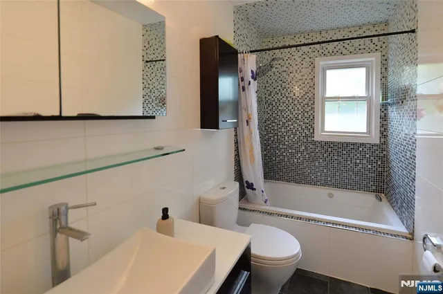 $5,000 | 40-10 Paterson Street, Fair Lawn, NJ 07410