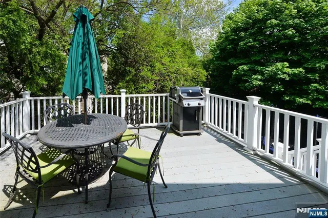 $5,000 | 40-10 Paterson Street, Fair Lawn, NJ 07410