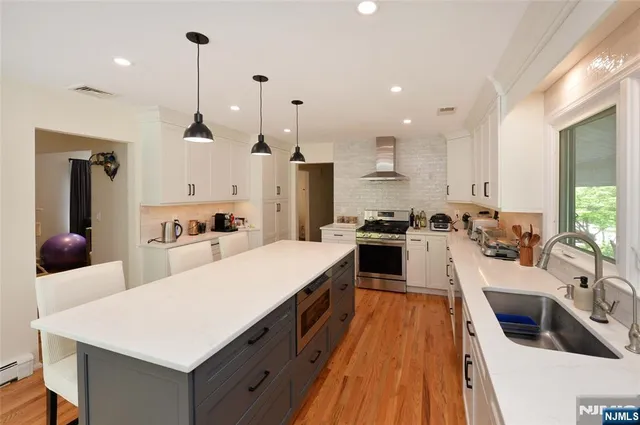 $5,000 | 40-10 Paterson Street, Fair Lawn, NJ 07410