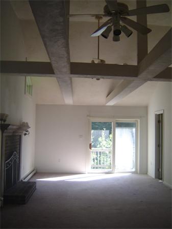 22 Broughton Road Worcester, MA 01607 - Photo 4 of 6 Gallery Image 4