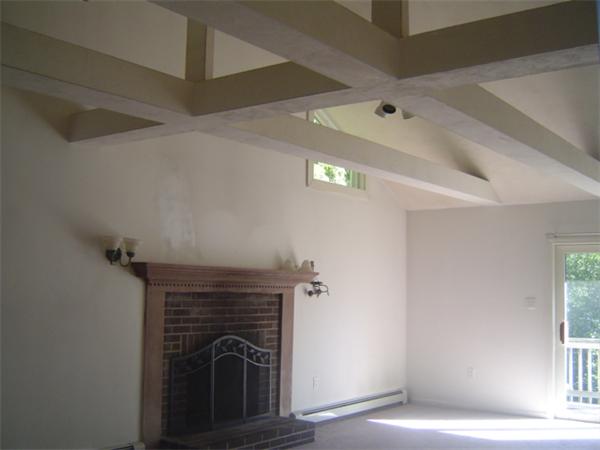 22 Broughton Road Worcester, MA 01607 - Photo 5 of 6 Gallery Image 5
