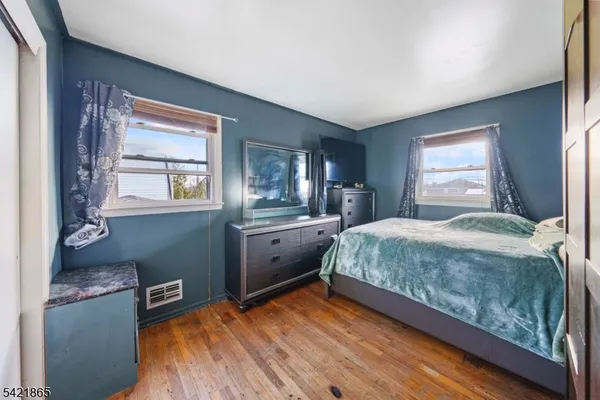 $599,999 | 1019 Essex Avenue, Linden, NJ 07036