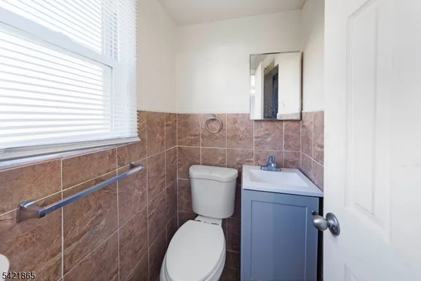 $599,999 | 1019 Essex Avenue, Linden, NJ 07036