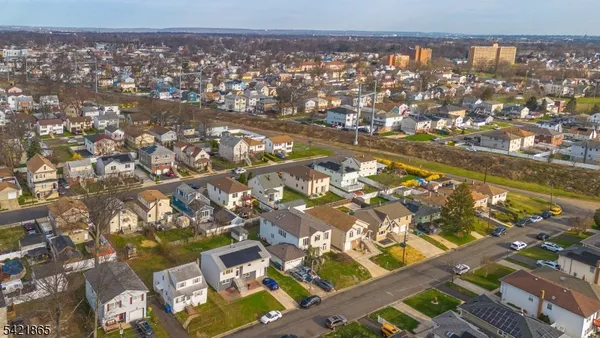 $599,999 | 1019 Essex Avenue, Linden, NJ 07036