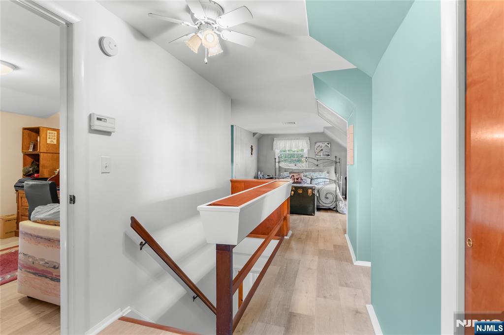 824 Summit Avenue Hackensack, NJ 07601 - Photo 13 of 29