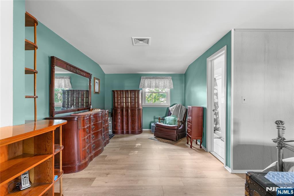 824 Summit Avenue Hackensack, NJ 07601 - Photo 15 of 29