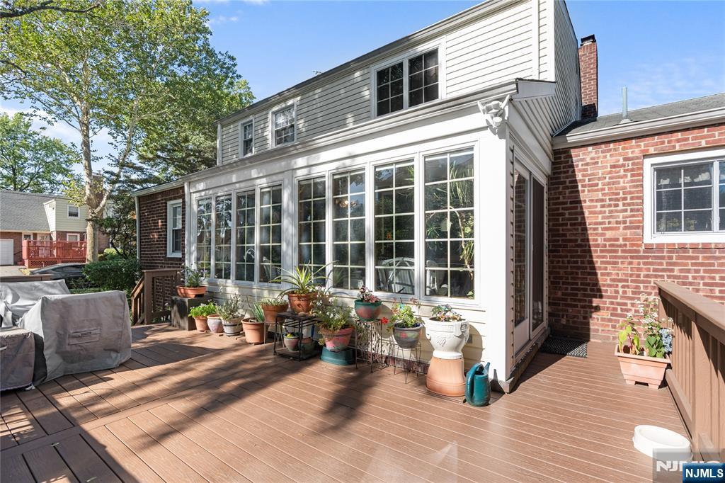 824 Summit Avenue Hackensack, NJ 07601 - Photo 25 of 29