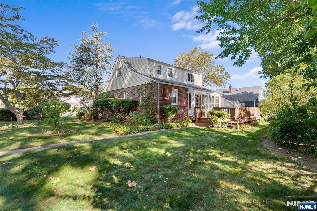 824 Summit Avenue Hackensack, NJ 07601 - Photo 28 of 29