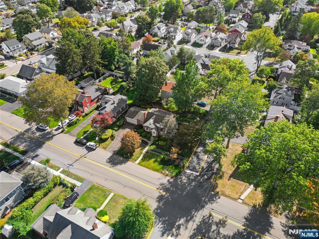 824 Summit Avenue Hackensack, NJ 07601 - Photo 7 of 29