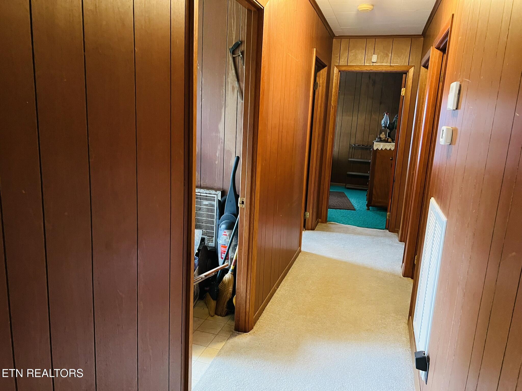 1008 Old Static Road Byrdstown, TN 38549 - Photo 20 of 27 IMG_6119