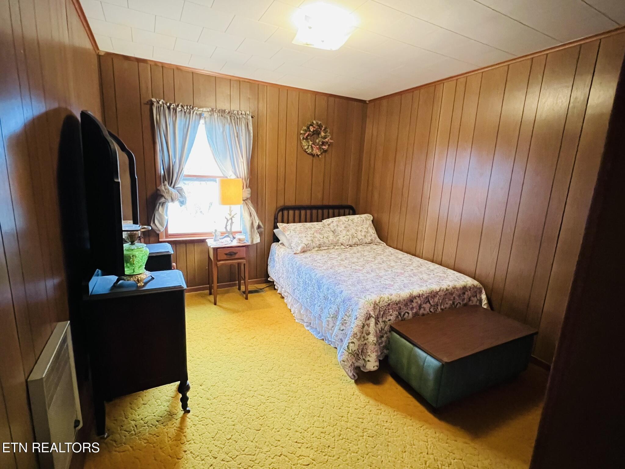 1008 Old Static Road Byrdstown, TN 38549 - Photo 21 of 27 IMG_6100