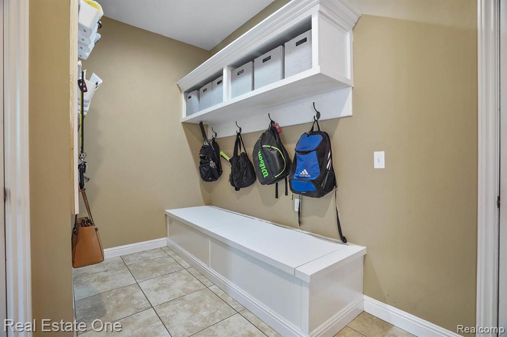 1485 Traceky Drive Rochester Hills, MI 48306 - Photo 35 of 45