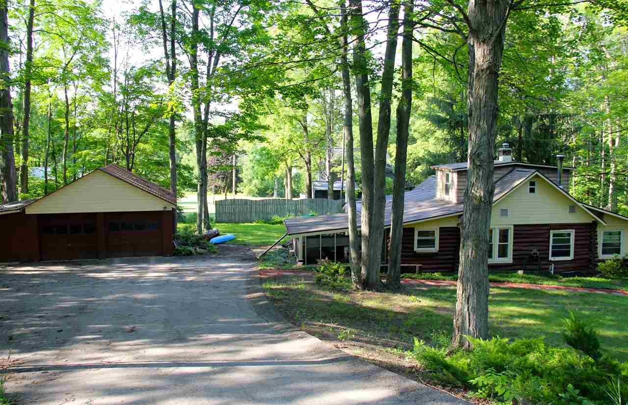 10530 Covey Road Honor, MI 49640 - Photo 11 of 13 1846520-10.JPG