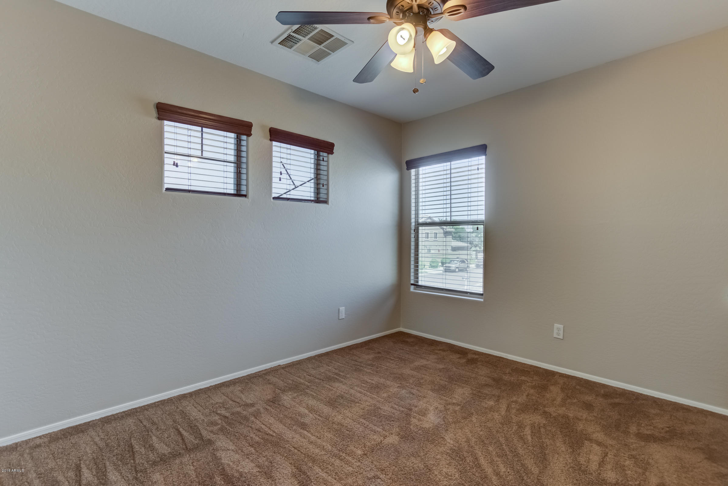 2871 South Martingale Road Gilbert, AZ 85295 - Photo 35 of 55 2871 S Martingale Rd-35