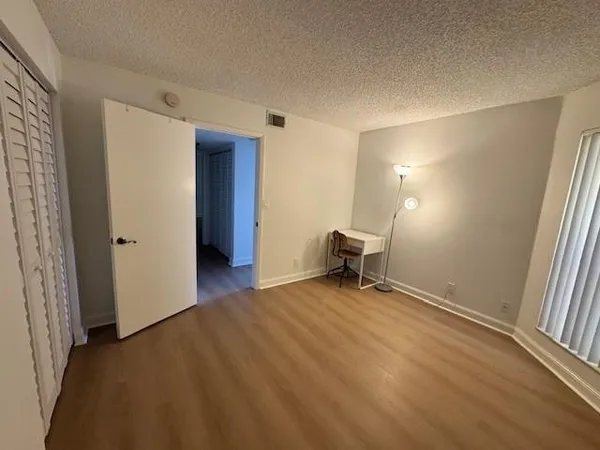 $2,000 | 7640 Westwood Drive, Unit 417, Tamarac, FL 33321