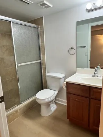 $2,000 | 7640 Westwood Drive, Unit 417, Tamarac, FL 33321