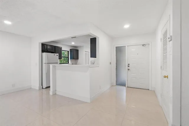 $2,200 | 8797 Northwest 35th Street, Coral Springs, FL 33065