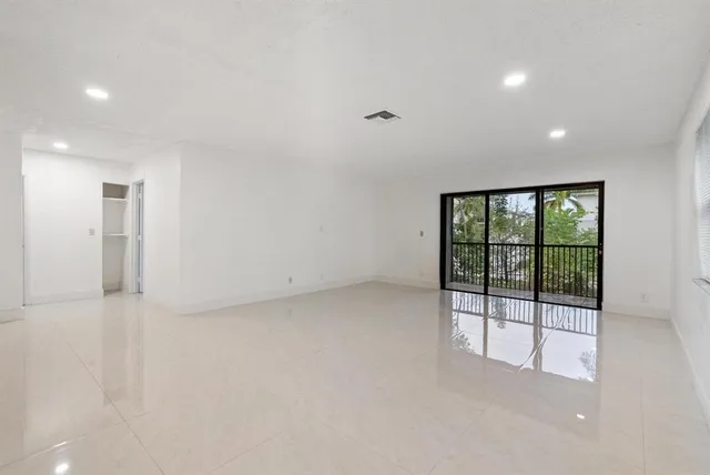 $2,200 | 8797 Northwest 35th Street, Coral Springs, FL 33065