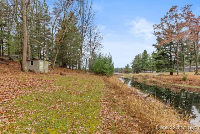 $169,900 | 1872 Shane Drive, Bitely, MI 49309