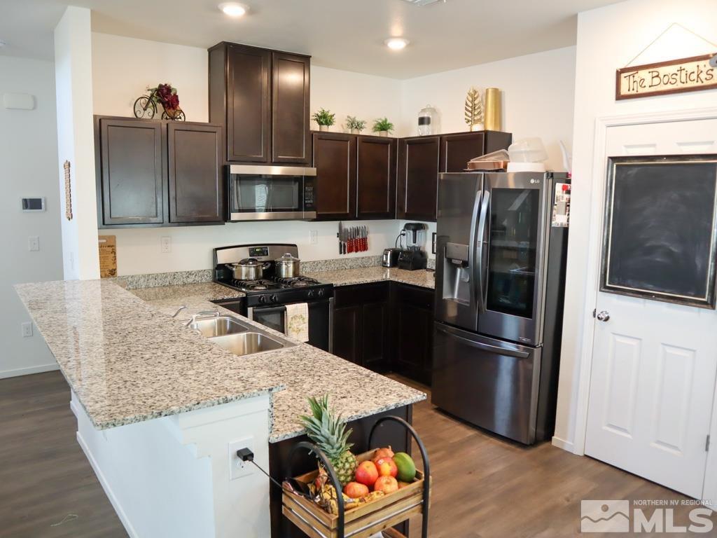 9520 Nautical Mile Road Reno, NV 89506 - Photo 5 of 28 Photo 5