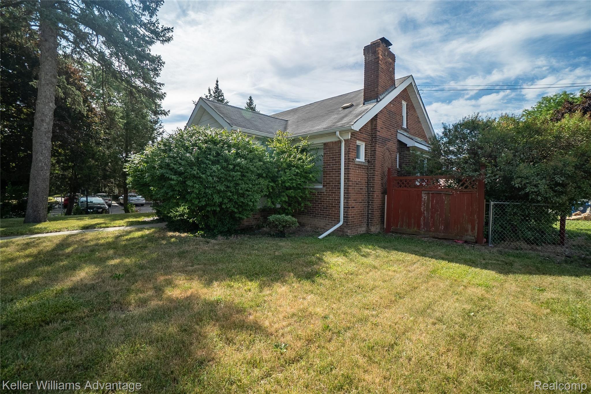 25065 Five Mile Road Redford, MI 48239 - Photo 27 of 29 5 mileRd_25065_Sidehouse 1.jpg