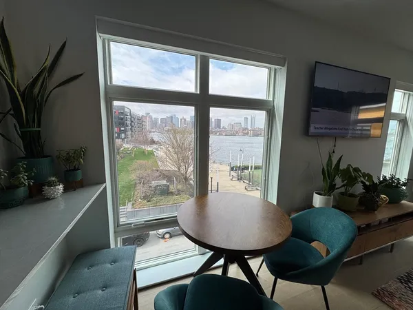 $4,450 | 1 Lisbon Street, Unit 301, Boston, MA 02128