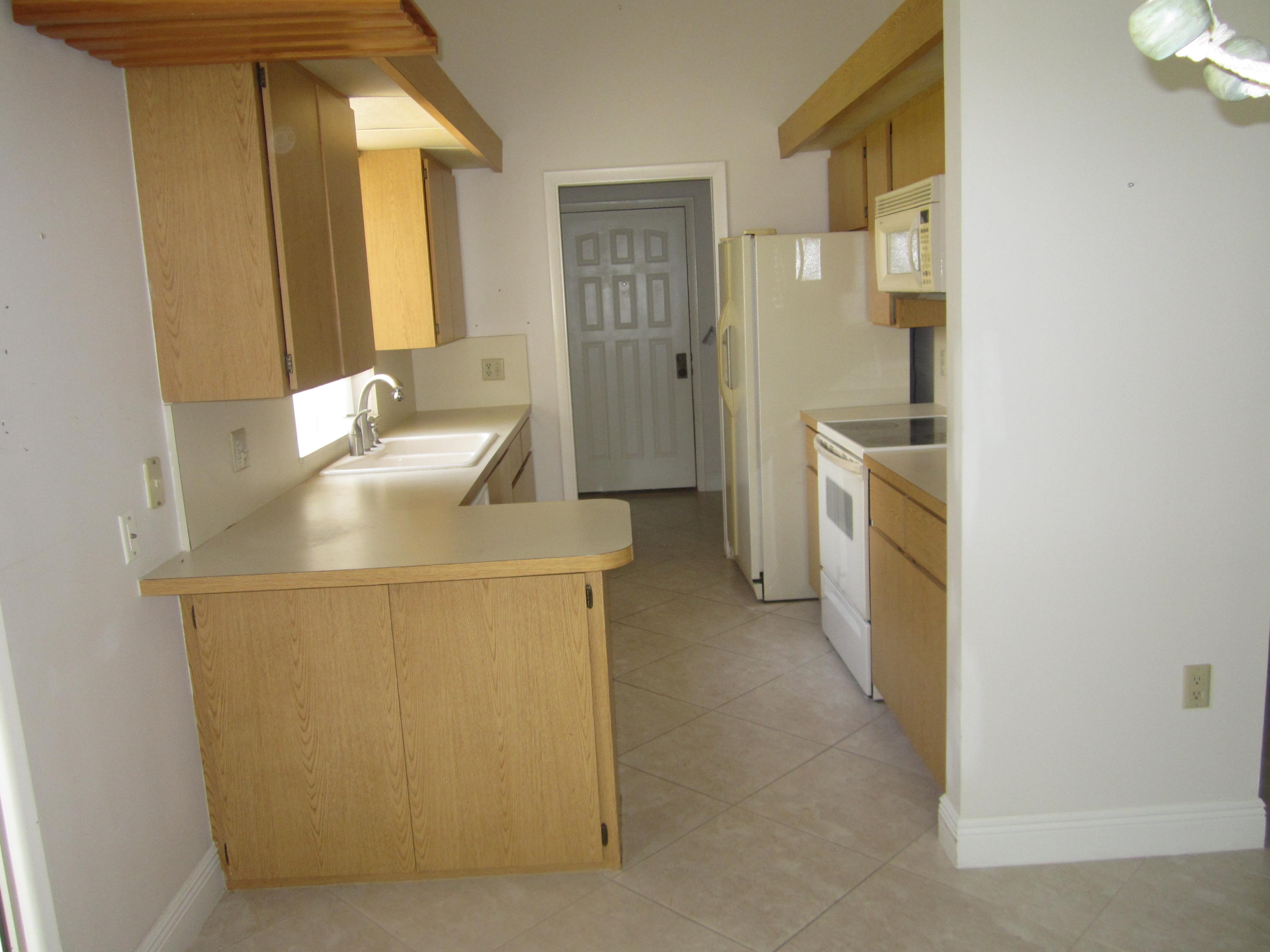 108 Cape Pointe Circle Jupiter, FL 33477 - Photo 16 of 36 IMG_7103