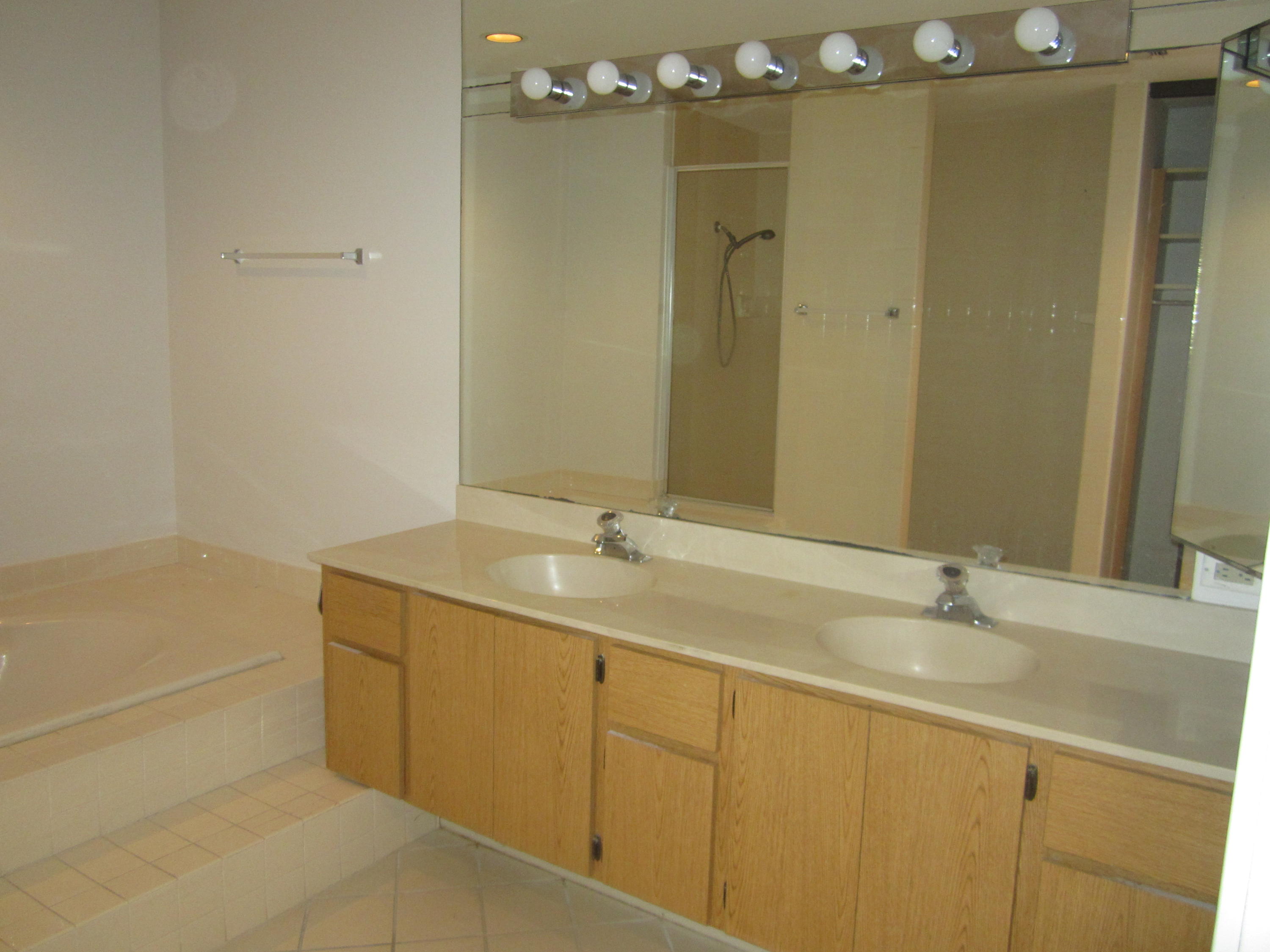 108 Cape Pointe Circle Jupiter, FL 33477 - Photo 20 of 36 IMG_7111