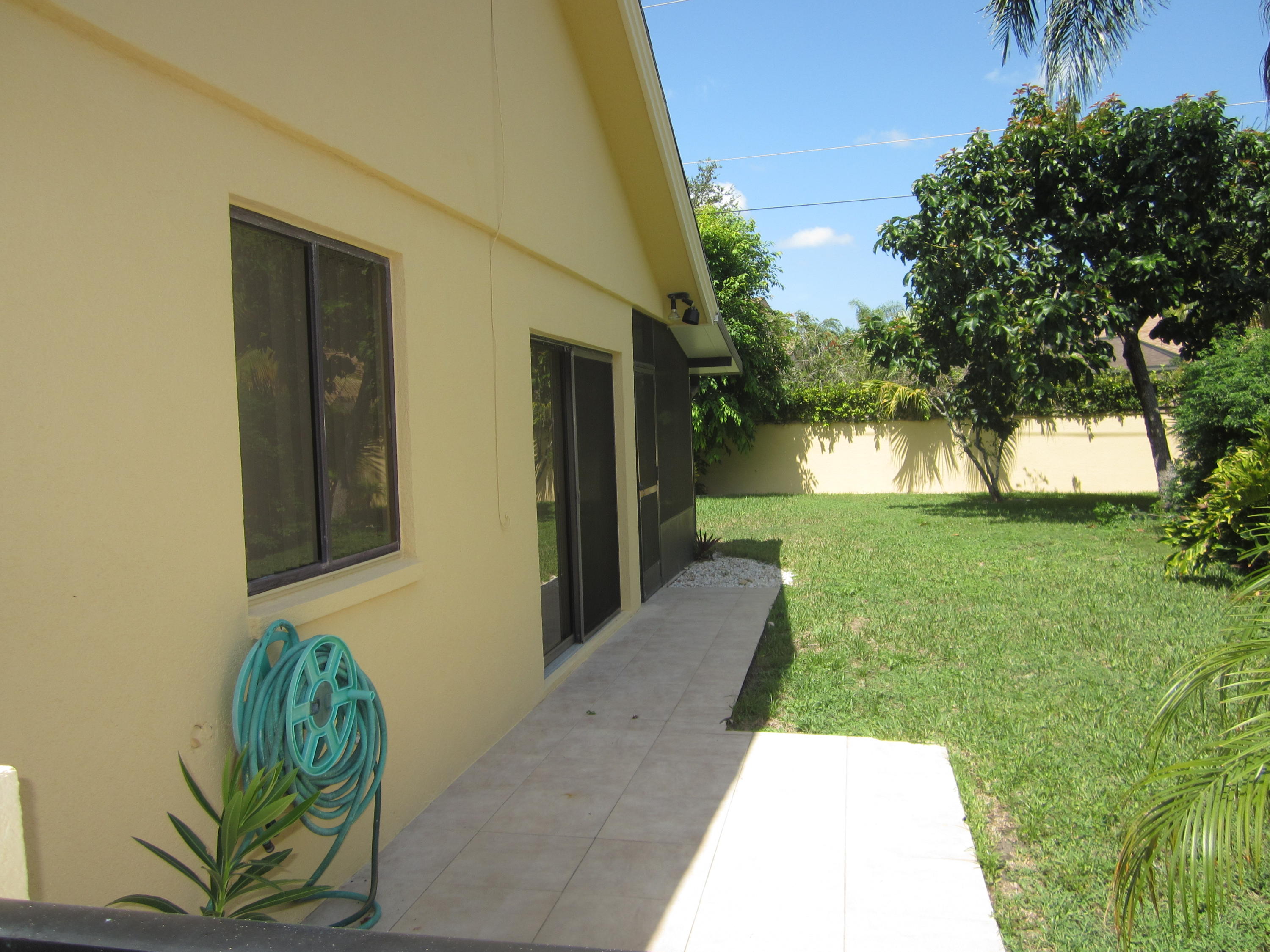 108 Cape Pointe Circle Jupiter, FL 33477 - Photo 31 of 36 IMG_7132